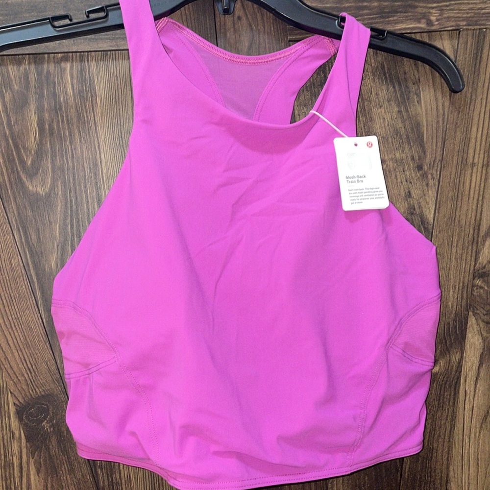 Lululemon mesh back train bra